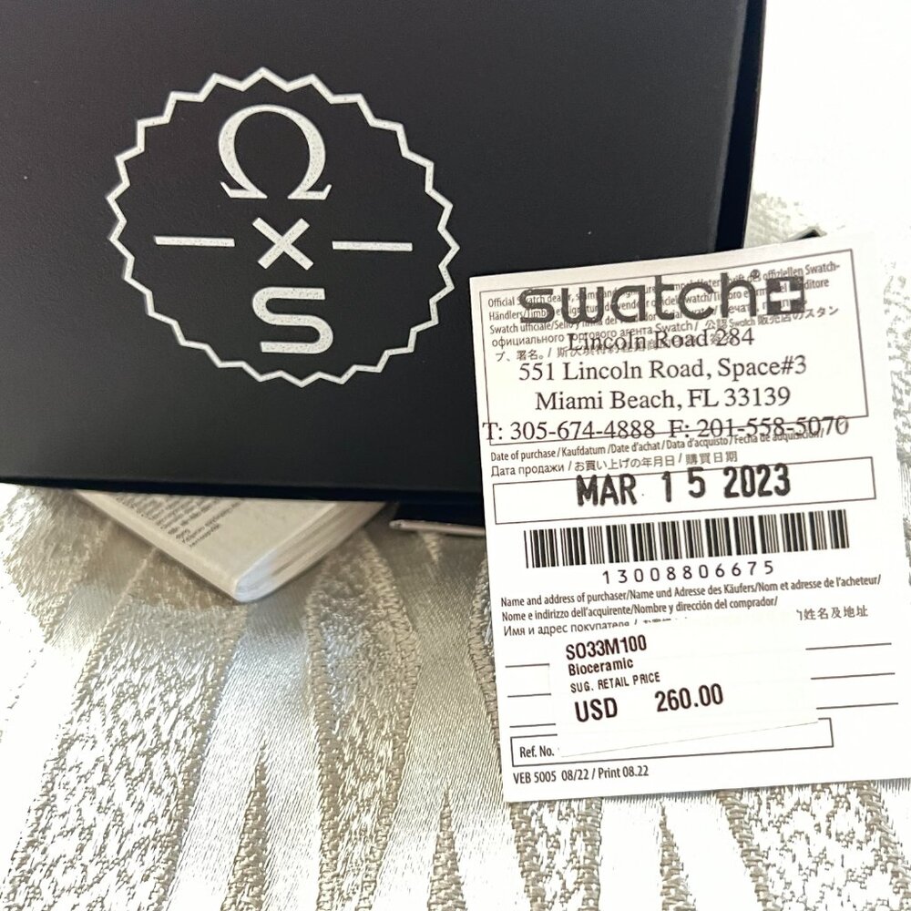 Authentic OMEGA X SWATCH Bioceramic MoonSwatch Mission to Moon SO33M100 Full Set - Picture 4 of 12